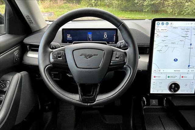 2021 ford mustang mach-e select