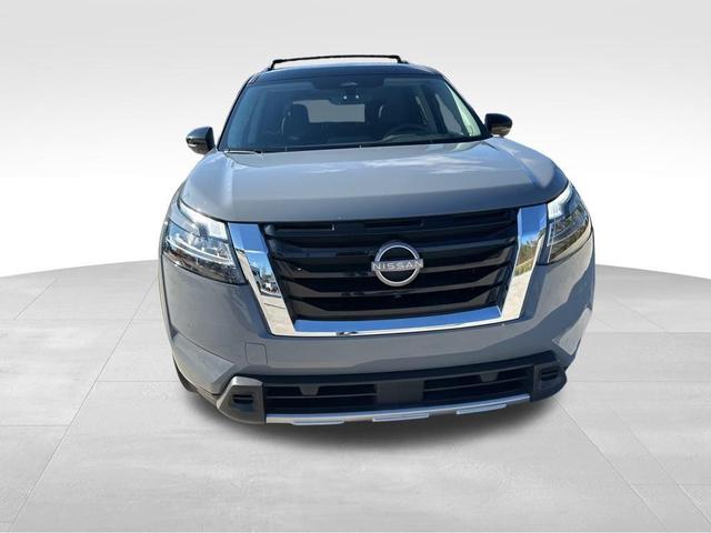 2023 nissan pathfinder sl
