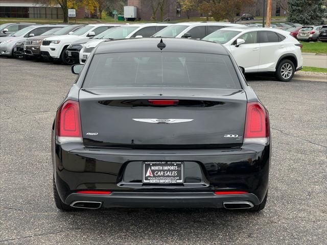 2016 chrysler 300 s