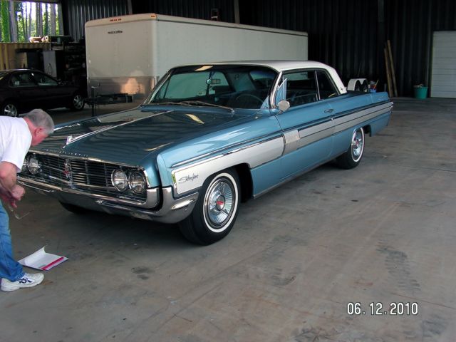 1962 oldsmobile starfire (show car)