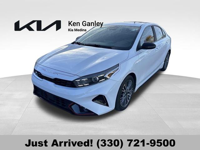 2022 kia forte gt-line