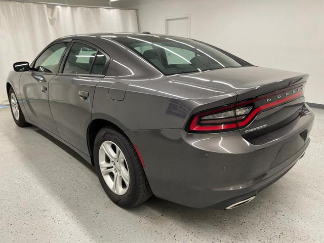 2020 dodge charger sxt