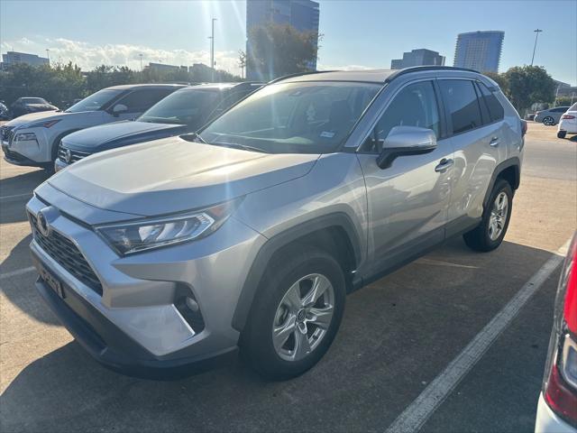2019 toyota rav4 xle
