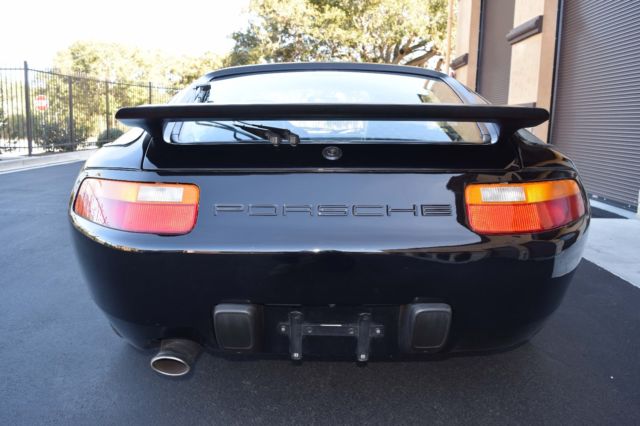 1988 porsche 928 s4 black with pasha seat inserts!