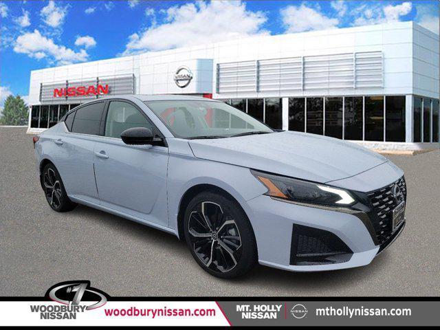 2023 nissan altima sr fwd