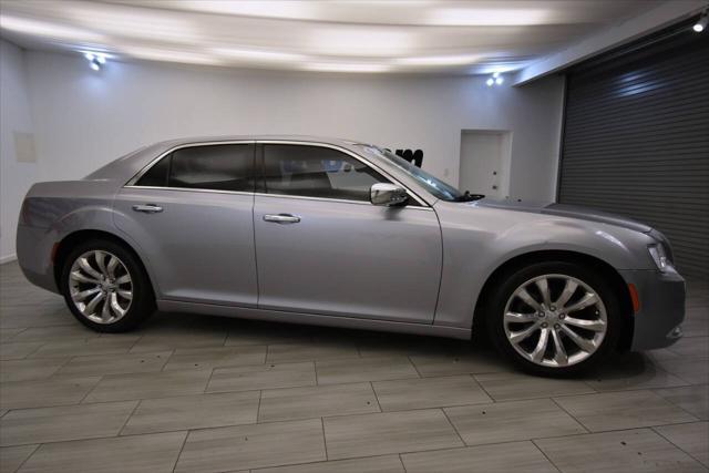 2018 chrysler 300 limited
