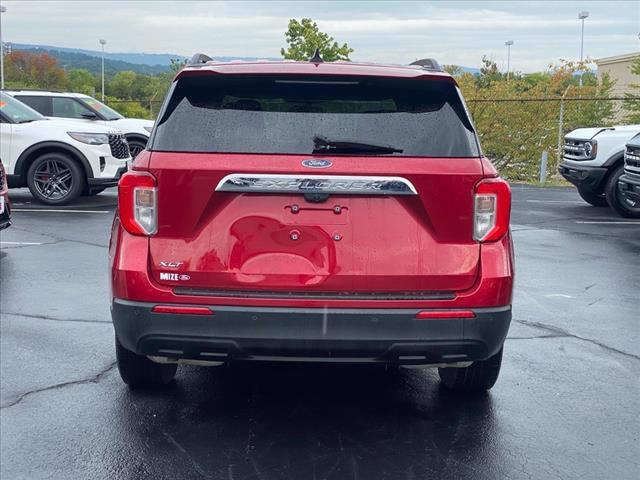 2022 ford explorer xlt