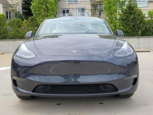 2024 tesla model y long range in belle haven, connecticut
