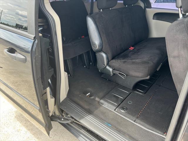 2013 dodge grand caravan se