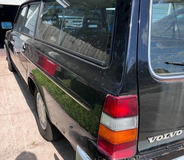 1986 volvo 245 wagon black rwd manual dl