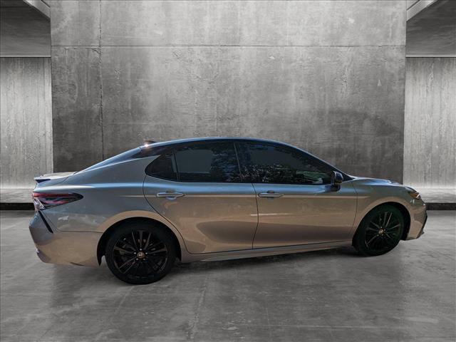 2021 toyota camry xse