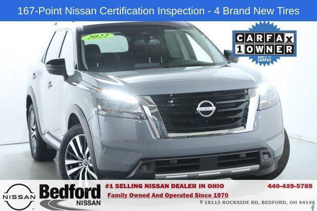 2022 nissan pathfinder platinum