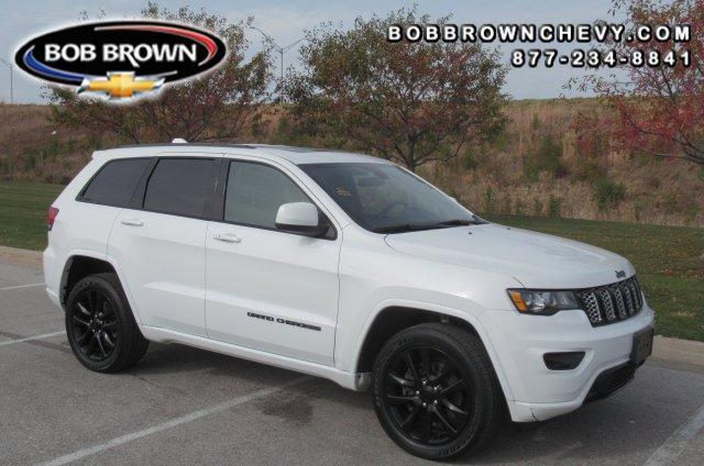 2021 jeep grand cherokee laredo x
