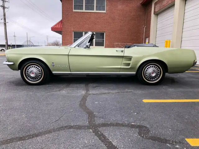 1967 ford mustang convertible factory v8