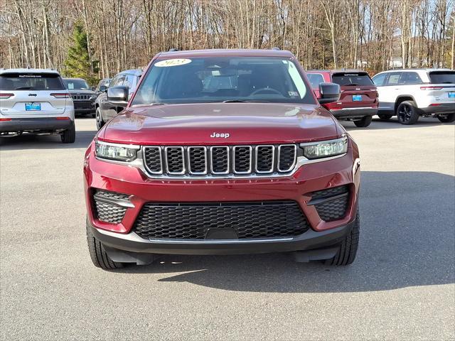 2023 jeep grand cherokee laredo 4x4
