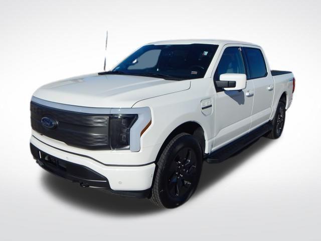 2022 ford f-150 lightning lariat