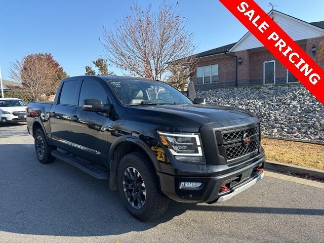 2021 nissan titan pro-4x