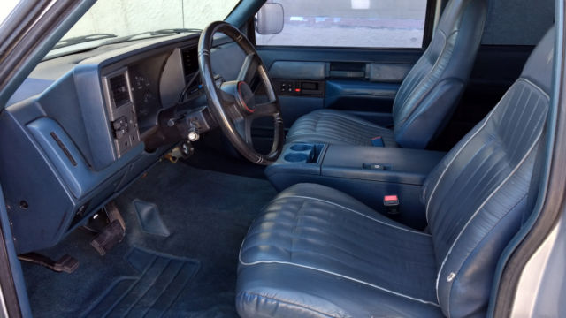gmc lowrider dually pickup custom (no reserve)