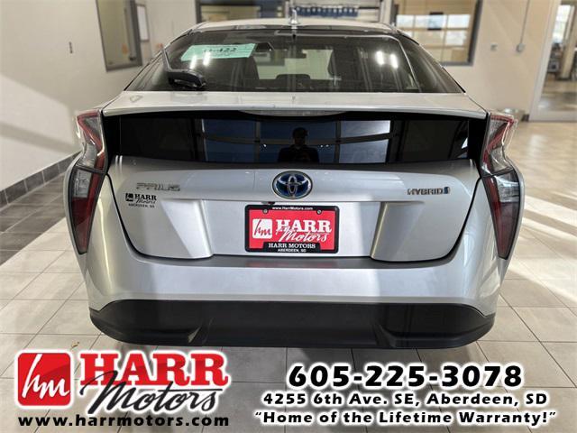 2016 toyota prius three touring