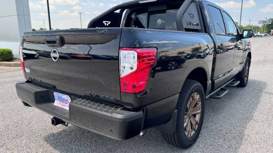 2024 Nissan Titan