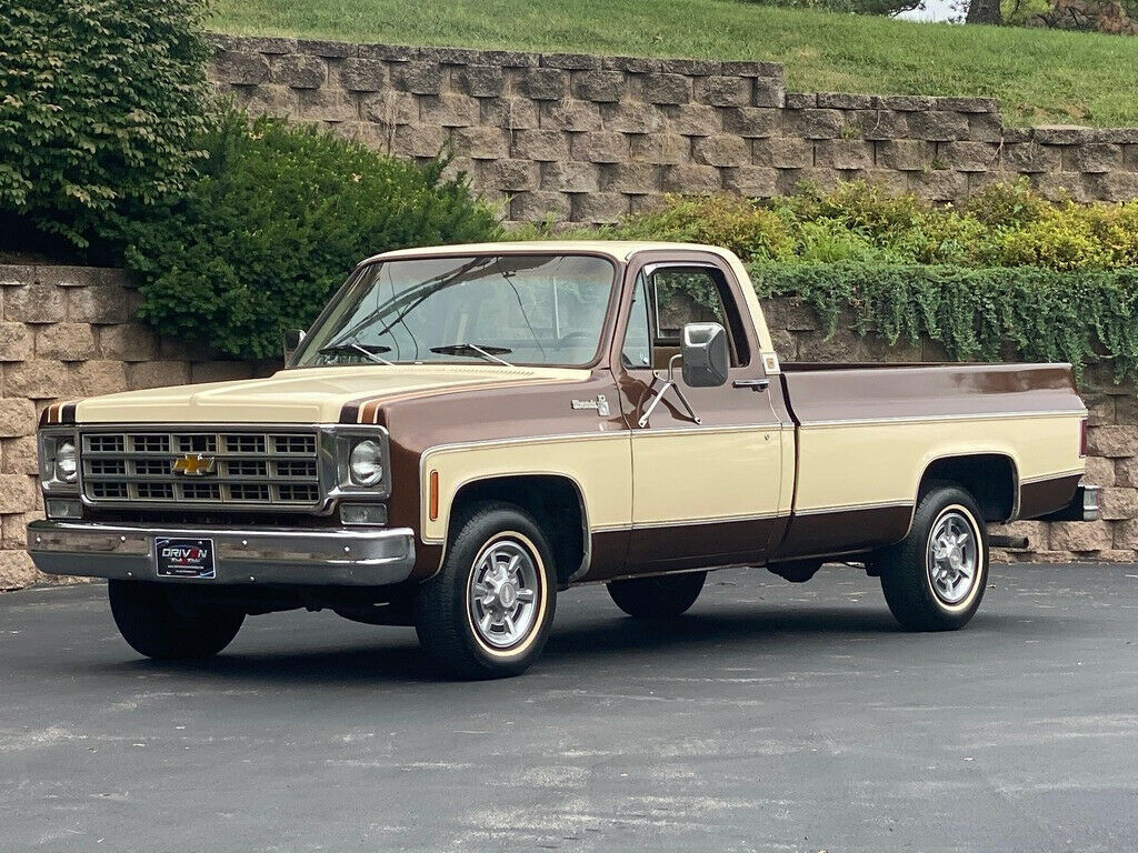 1977 c-10 silverado,survivor,1 owner, 55k original miles,350 v8, auto, #'s match