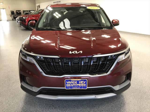 2023 kia carnival lx