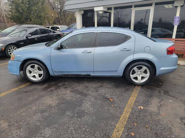 2013 dodge avenger se