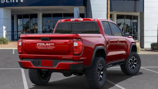 2024 GMC Canyon