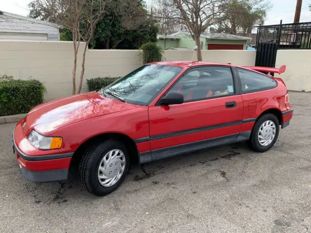 1988 honda crx automatic w/158,844 miles , no damage good running conditions