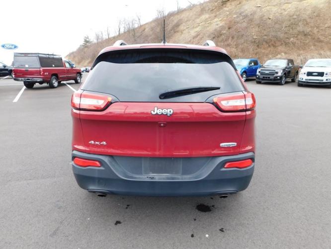 used 2014 jeep cherokee 4wd latitude adamsburg, pa 15611 for sale in adamsburg, pennsylvania