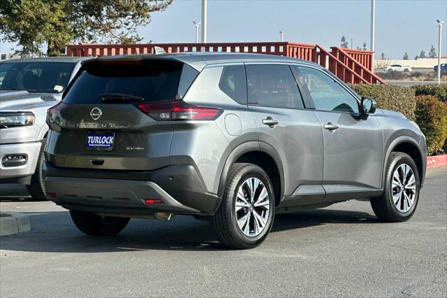 2021 nissan rogue sv