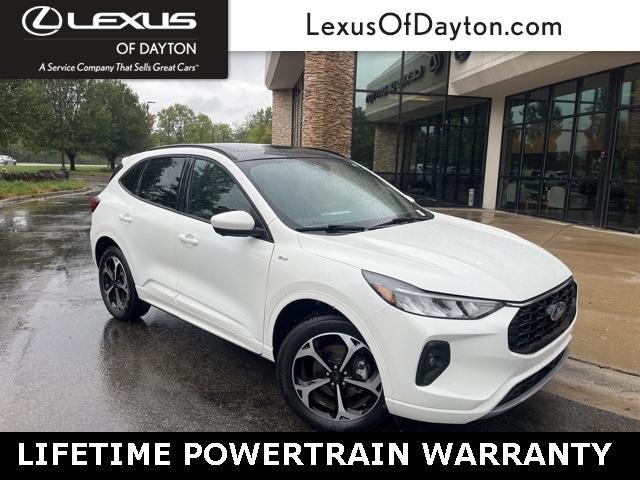 2023 ford escape st-line select