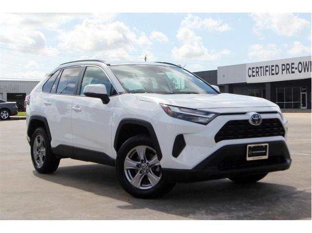 2022 toyota rav4 xle