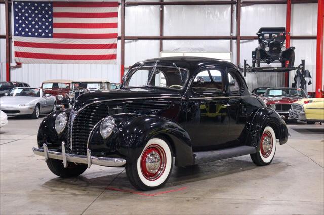 1938 ford deluxe base