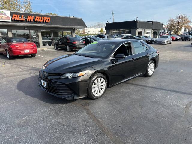 2018 toyota camry le