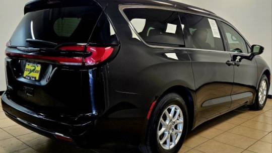 2022 chrysler pacifica touring l