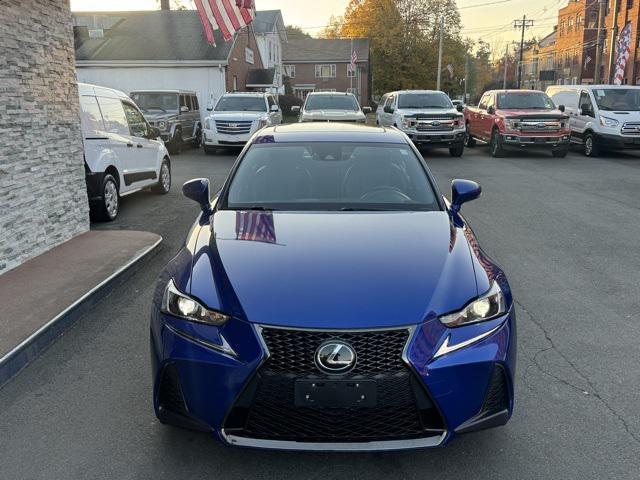 2017 lexus is 300 base