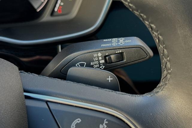 2023 audi q3 premium plus 4d sport utility