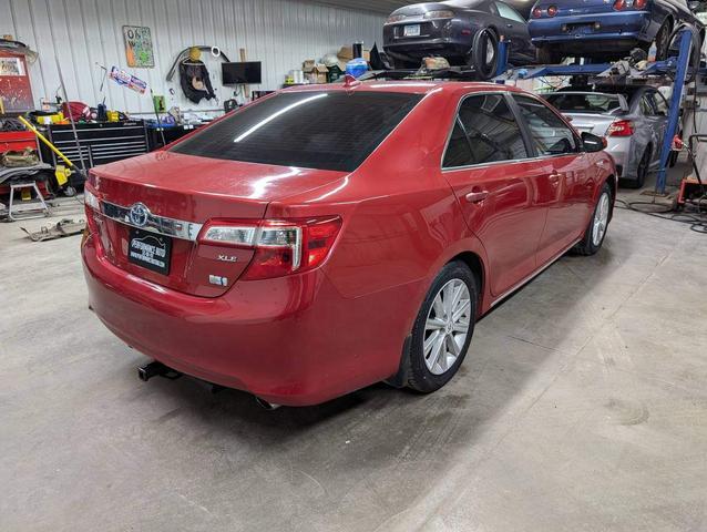 2012 toyota camry hybrid xle