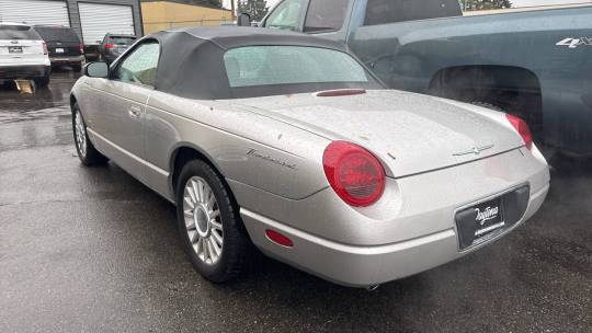 2004 Ford Thunderbird