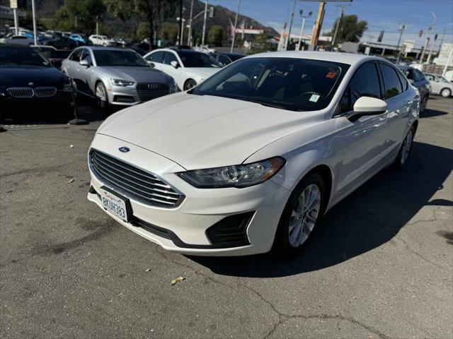 2019 ford fusion se
