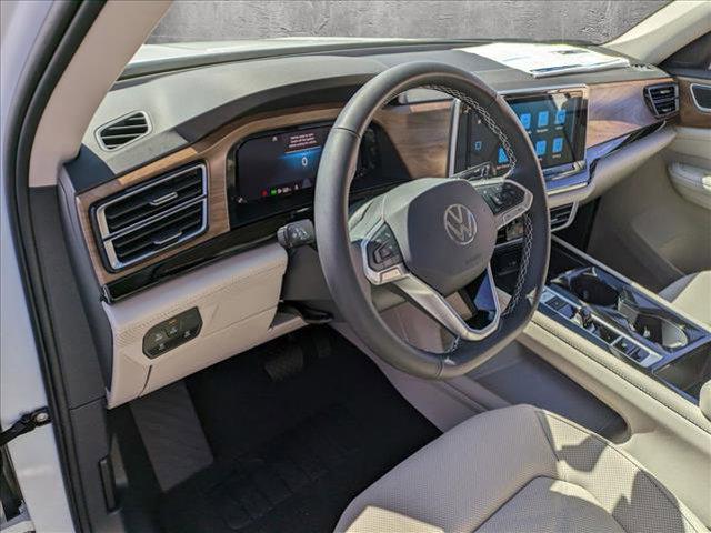 2024 volkswagen atlas 2.0t se w/technology