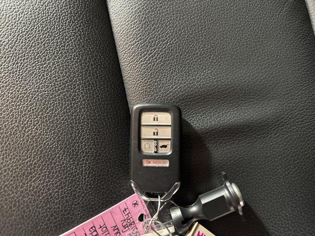 2022 honda pilot touring 8-passenger