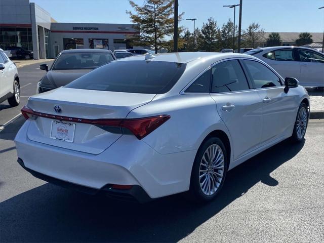 2021 toyota avalon hybrid limited