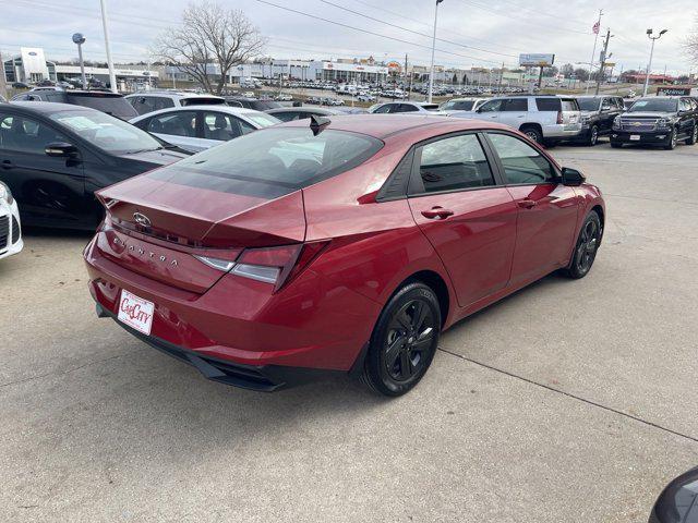 2022 hyundai elantra sel