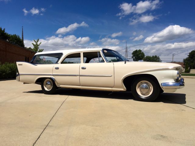 1960 plymouth wagon "suburban" - bond on restoration - beautiful car - detailed
