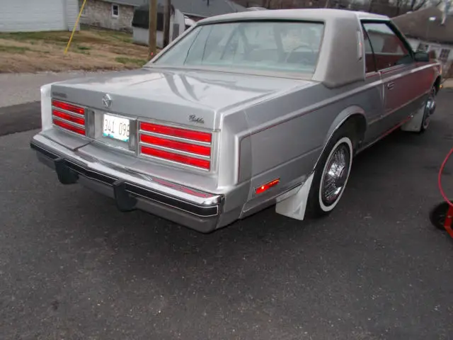 1982 chrysler cordoba v8