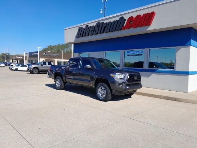 2023 toyota tacoma sr v6