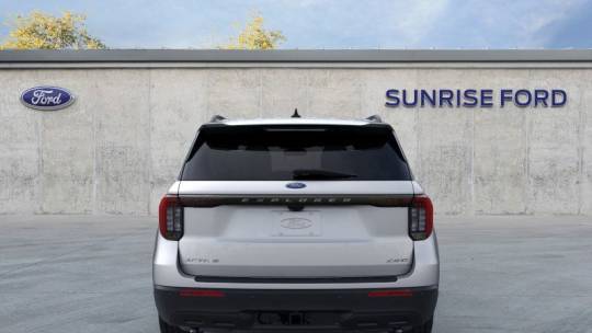 2025 Ford Explorer