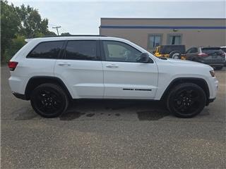 2019 Jeep Grand Cherokee laredo